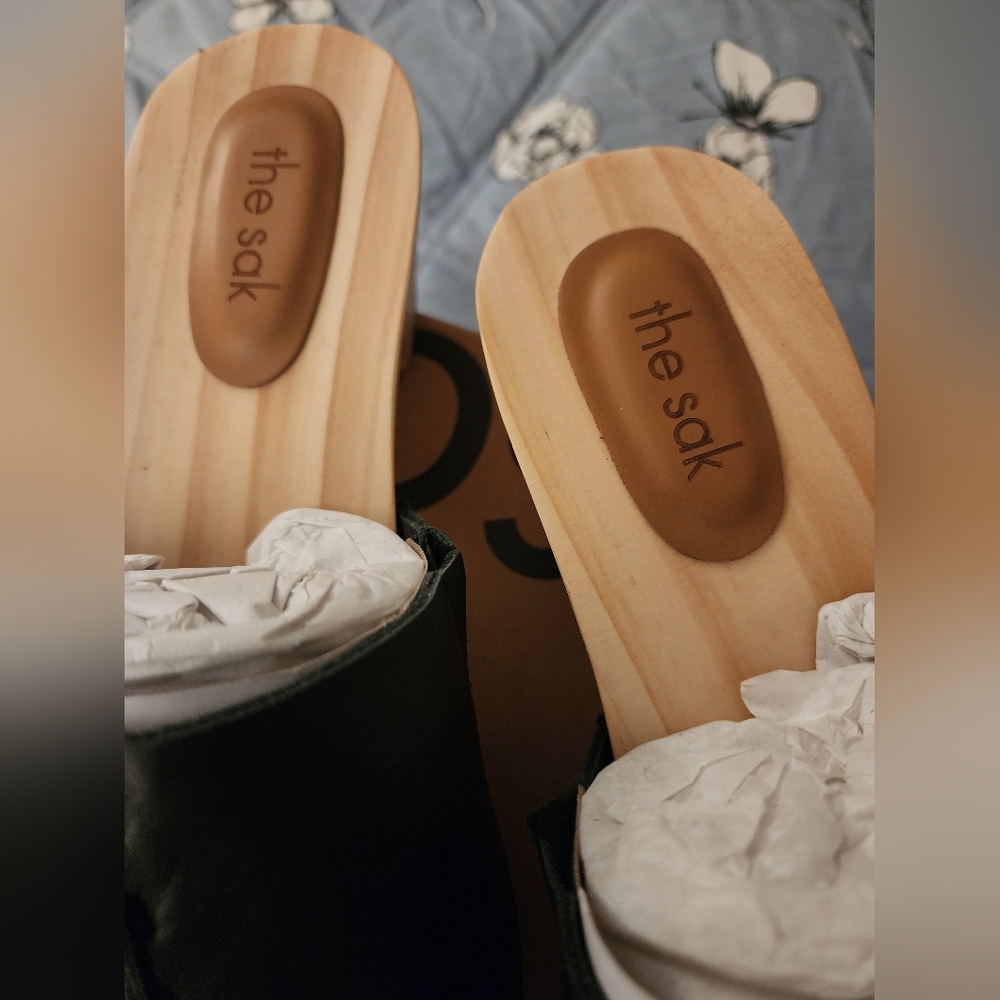 The Sak Black Leather Mules - Picture 2 of 4